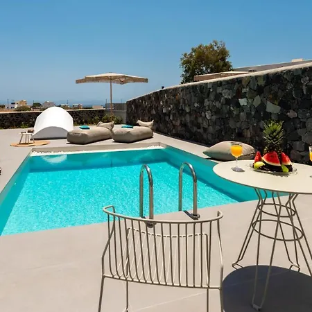 Modern Dome Homes Of Santorini וילה