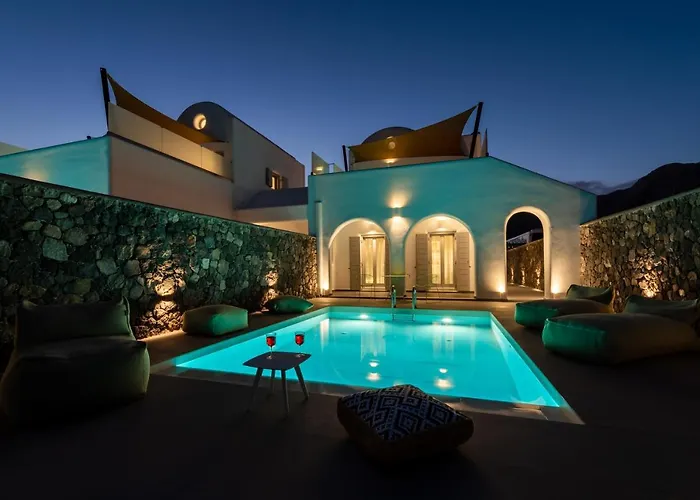 Modern Dome Homes Of Santorini Perissa (Santorini)