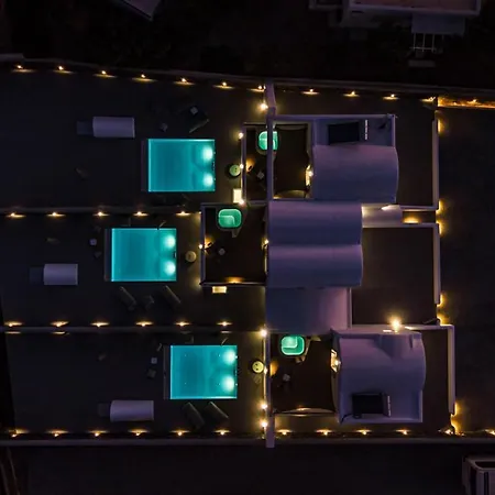 Modern Dome Homes Of Santorini Перисса